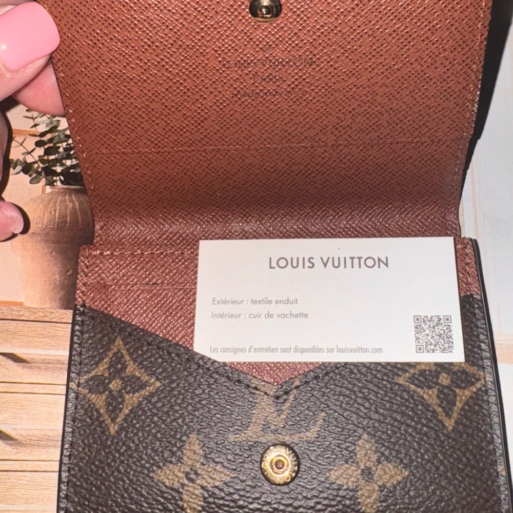 LOYIS VUITTON Envelope Business Card Holder - Picture 6 of 9